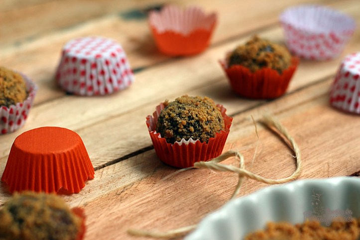 Paçoca lembra Festa Junina! E em versão de brigadeiro, fica sensacional... Brigadeiro de Paçoca com Cacau!!
