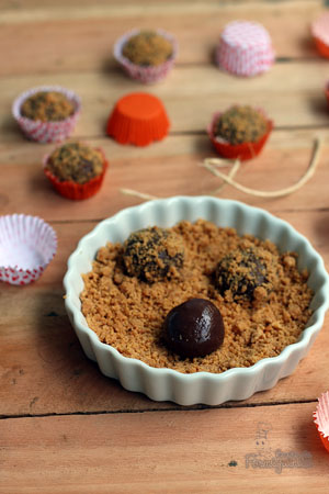 Paçoca lembra Festa Junina! E em versão de brigadeiro, fica sensacional... Brigadeiro de Paçoca com Cacau!!
