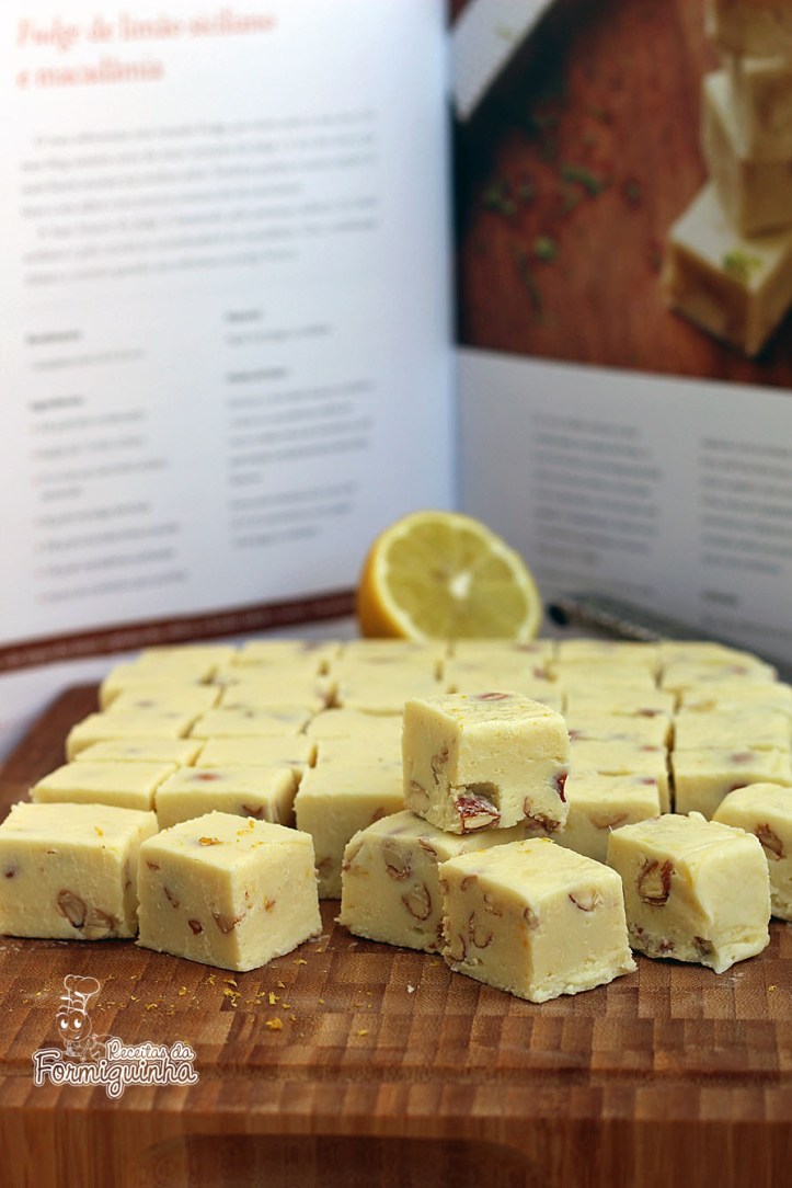 Deliciosos quadradinhos de limão siciliano e amêndoas!! Fudges parecem difíceis de serem feitos, mas é muito mais simples do que se imagina!!