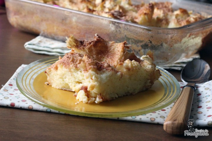 Preguiça de fritar as rabanadas? Faz essa versão no forno que fica incrivelmente deliciosa! Torta Rabanada!!!