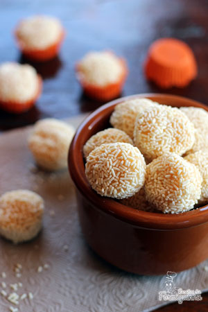 Não precisa de nenhum ingrediente adicional! Brigadeiro de Leite Condensado é puro amor!!!