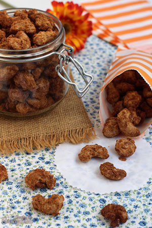 Agora você não precisa mais comprar essas Castanhas Crocantes no quiosque do shopping porque você pode fazer em casa!