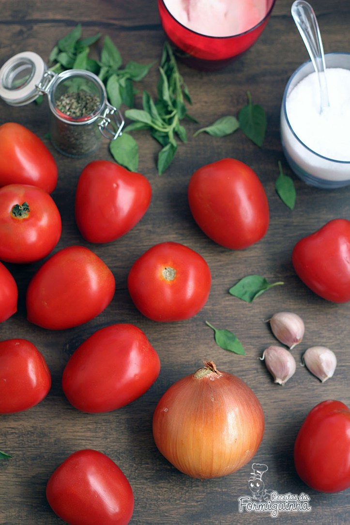 Faça em casa um saboroso Molho de Tomate caseiro e surpreenda a todos!!