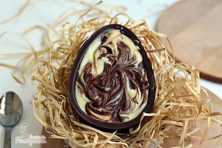 Surpreenda na Páscoa com esse ovo recheado de Ganache Mesclada!