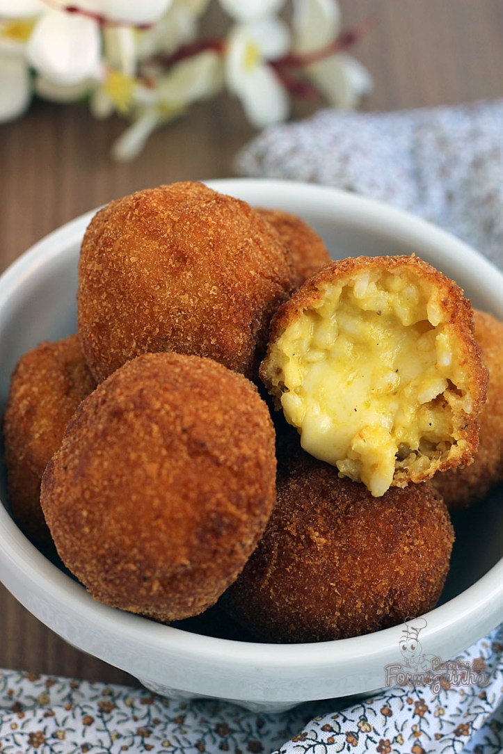 Melhor do que risoto são esses bolinhos de risoto chamados Arancinis... Surpreenda-se!