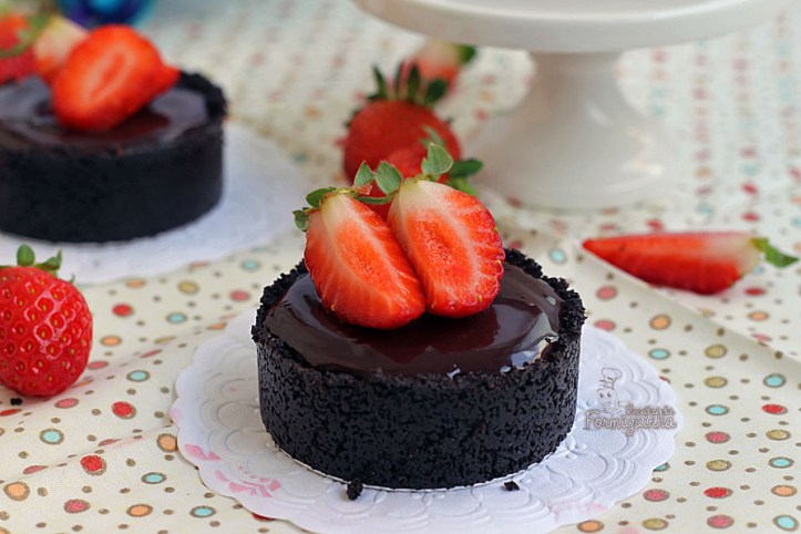 Oreo + Nutella = Felicidade ... delicie-se com porções individuais de muito sabor! Essas mini tortinhas nem precisam ir ao forno, não é o máximo?!