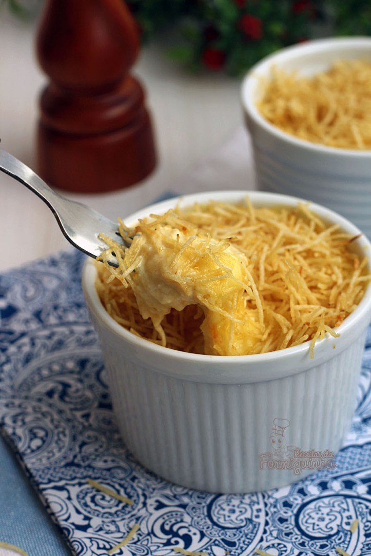 Abraça o estômago e reconforta a alma.. Assim é esse incrível Fricassé de Frango.. Não dá para resistir!