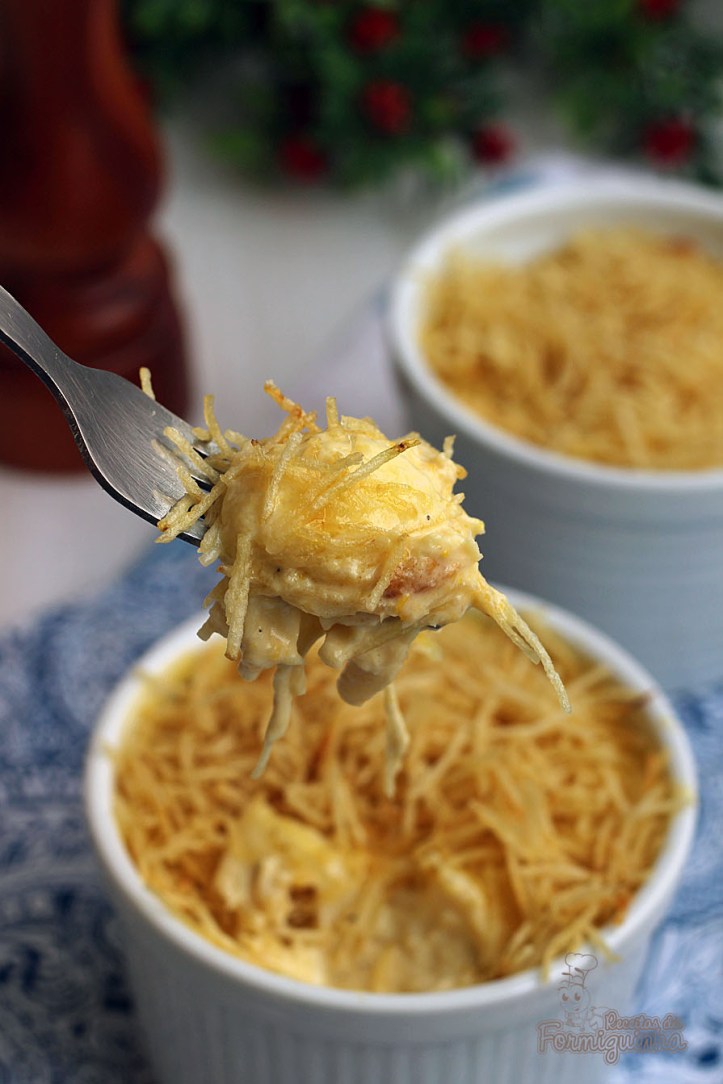 Abraça o estômago e reconforta a alma.. Assim é esse incrível Fricassé de Frango.. Não dá para resistir!