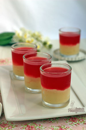Quer uma sobremesa simples, rápida e deliciosa?! Esse Creme com Gelatina não vai te decepcionar!